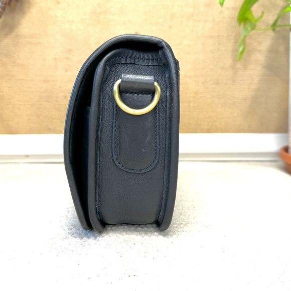 Vintage Wako of Japan Turlock Flap Clutch/Crossbody/shoulder in Navy - Leather - Picture 3 of 10